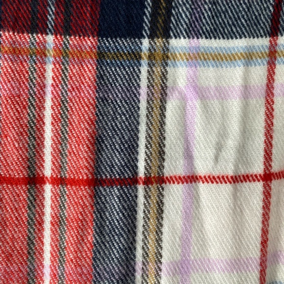 Plaid Soft Winter Scarf - Picture 2 of 5